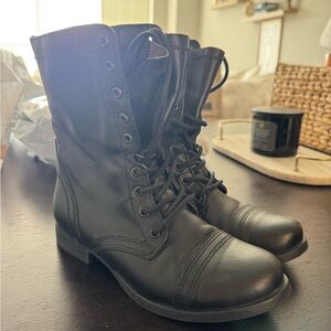 Steve Madden Black Leather Lace-Up Combat Boots